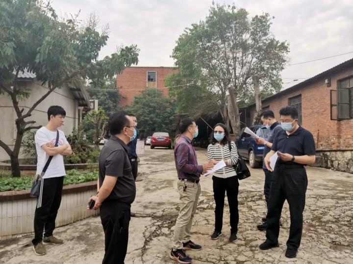 省属国有企业专职外部董事夏蜀、、、寸延峰、、、伍显清一行到解化化工分公司调研