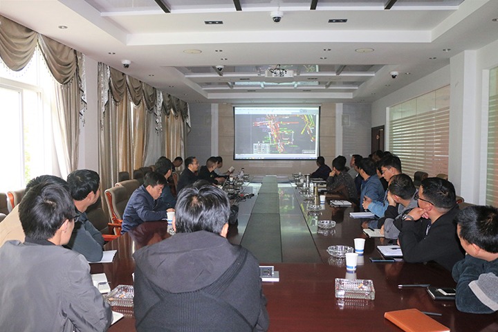 集团党委副书记、、、工会主席王鑫到天井煤矿开展清静生产大检查