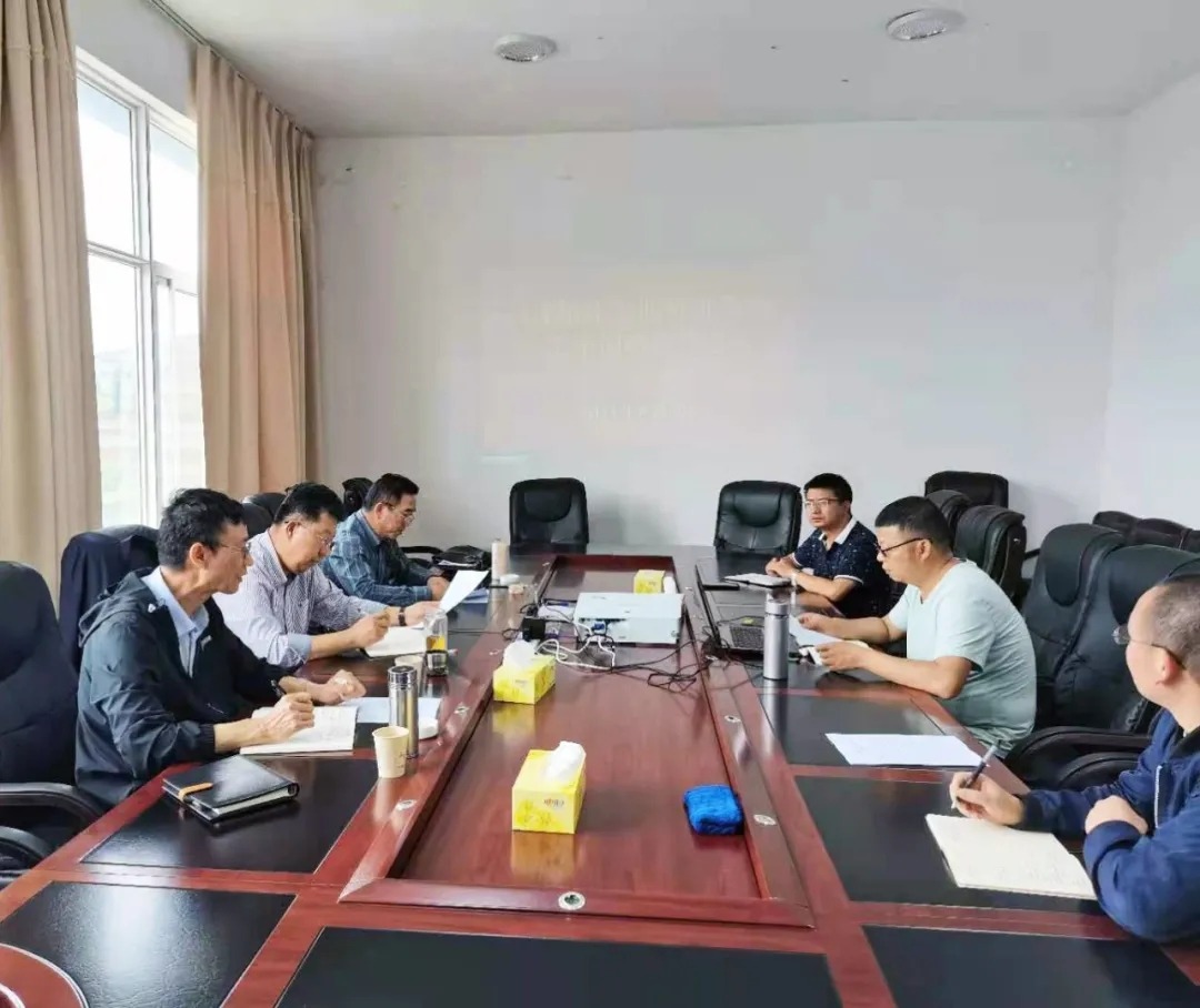 云煤集团专职外部董事寸延峰、孔君赴云南东源罗平东城煤矿有限公司调研