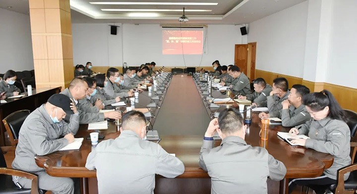 【简讯】曲煤焦化召开党建事情“查、补、强”专项行动启动会、昆明煤炭设计院召开党建事情推进会、可保煤矿召开国企刷新三年行动推进会