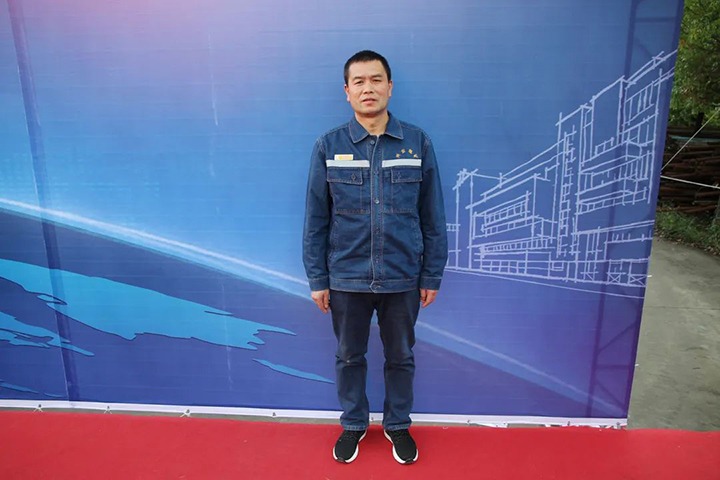 推行职责，，勤于奉献——省十八届职工职业手艺大赛瓦斯检查工手艺状元吕茂飞在通俗岗位谱写新篇章