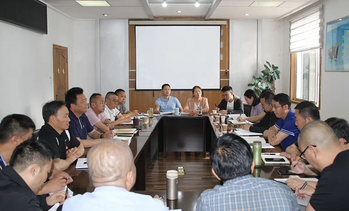 【主题教育】云煤（鸿运国际）集团党委委员、、、副总司理缪和星到恒通煤业公司开展主题教育调研