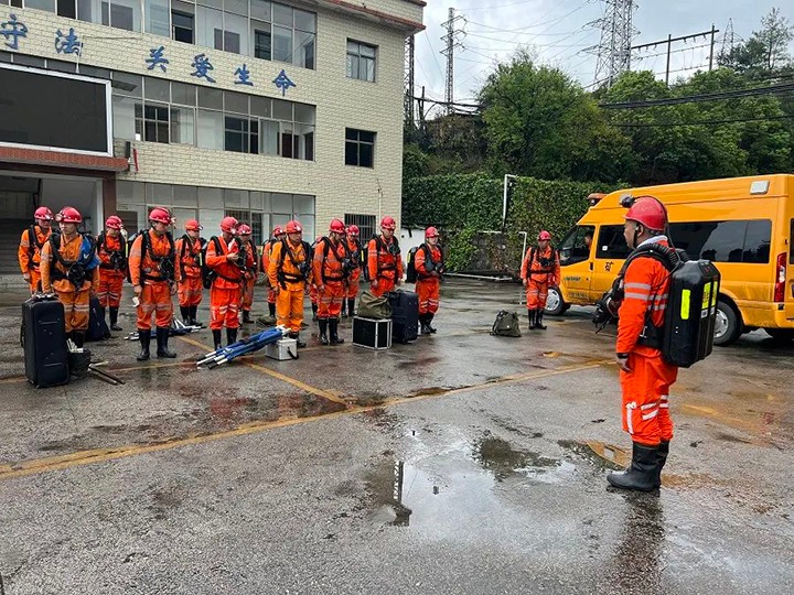 【聚焦云煤】云煤（鸿运国际）集团开展2023年度煤矿水害事故上下联动联合应急演练