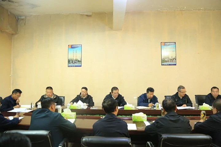 【下层调研】云南省煤炭工业集团省属企业外部董事寸延峰、、孔君、、沈竞舟一行到东源恒鼎公司开展调研指导事情