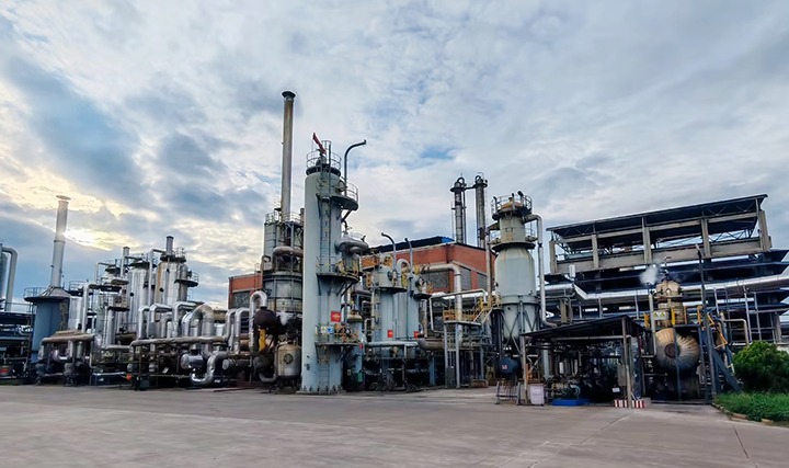 科技立异引领行业新高，，粗甲醇日产量破纪录