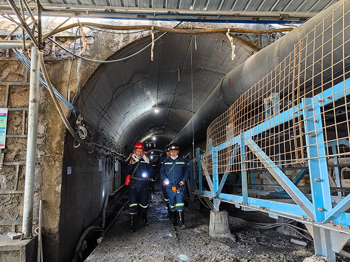 中原银行到顺源煤矿开展营业交流