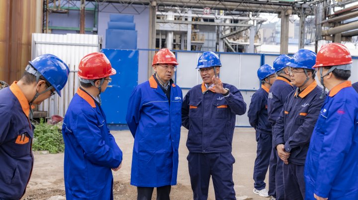 云煤集团党委副书记、、、副董事长、、、总司理高建嵩到云南解化公司开展现场事情调研