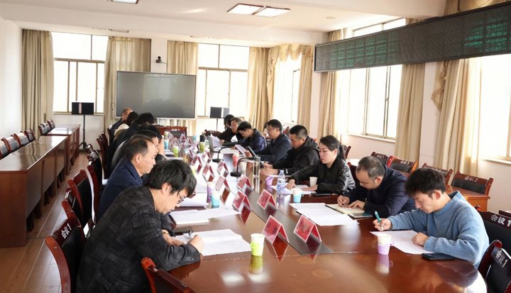 云煤集团党委委员、、副总司理缪和星到后所煤矿公司调研