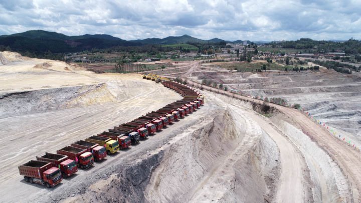 组团闯市。。∑笠岛缶⒆