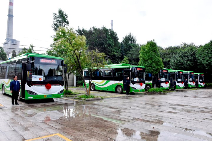 刷新为了谁？？？暖心事里见新生 