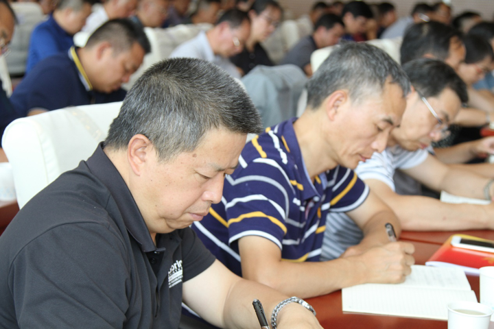 6学员仔细聆听、、、认真条记。。.png